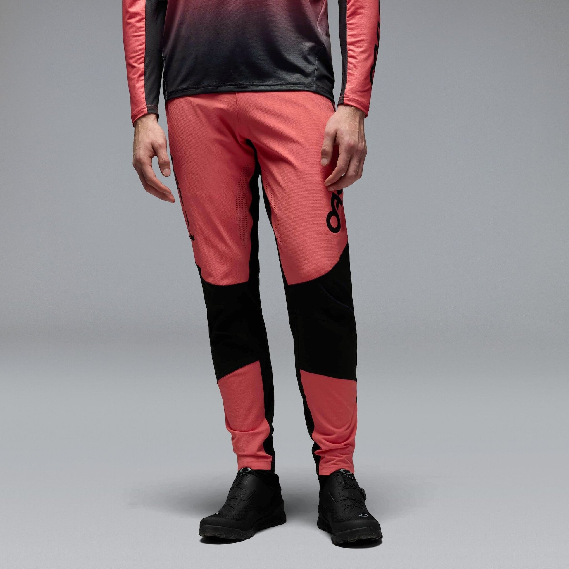 Oakley Men's Maven Scrub Pants