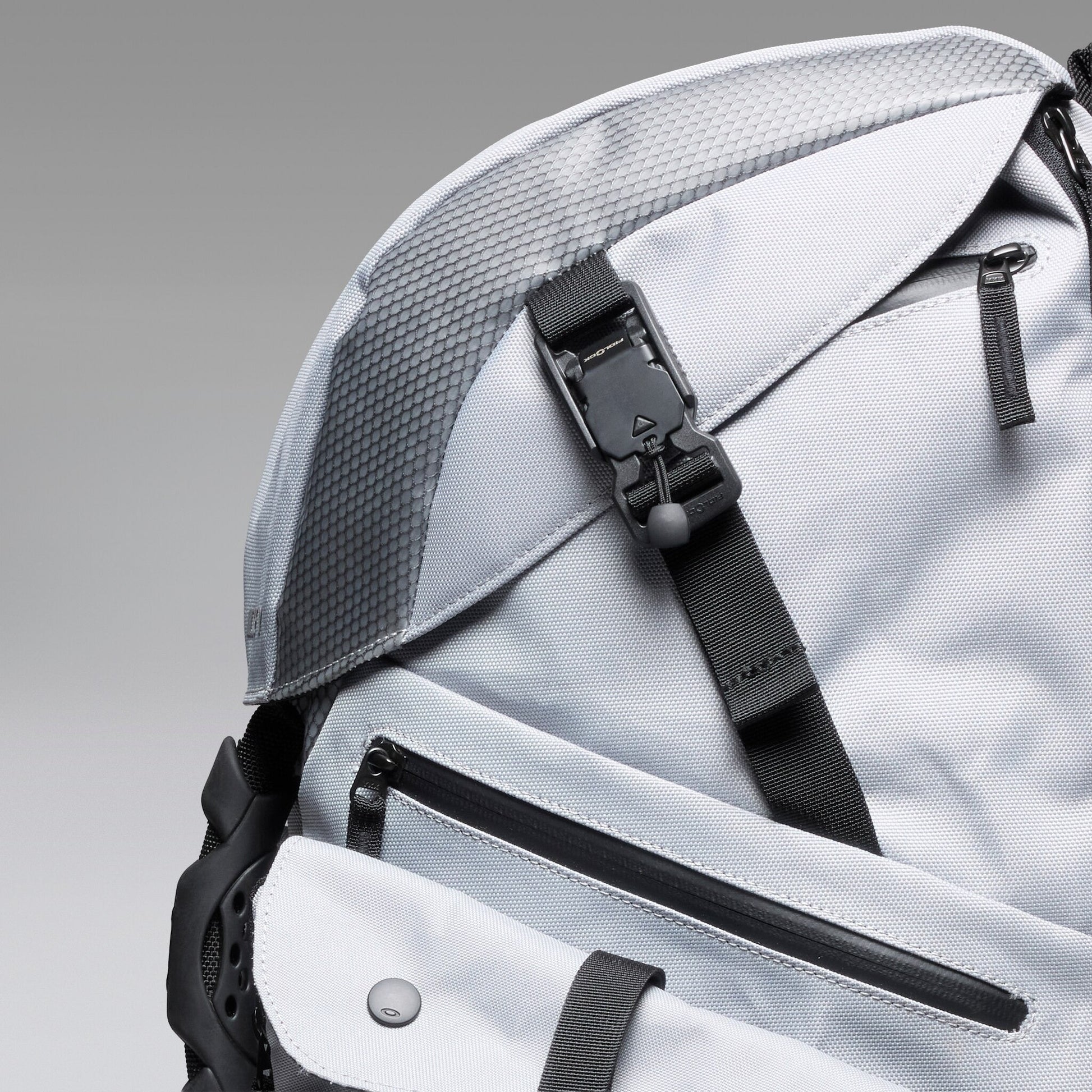 Oakley Latitude Flex Pack Backpack
