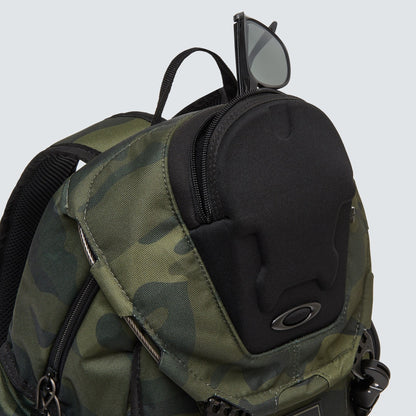 Oakley Bathroom Sink Bag
