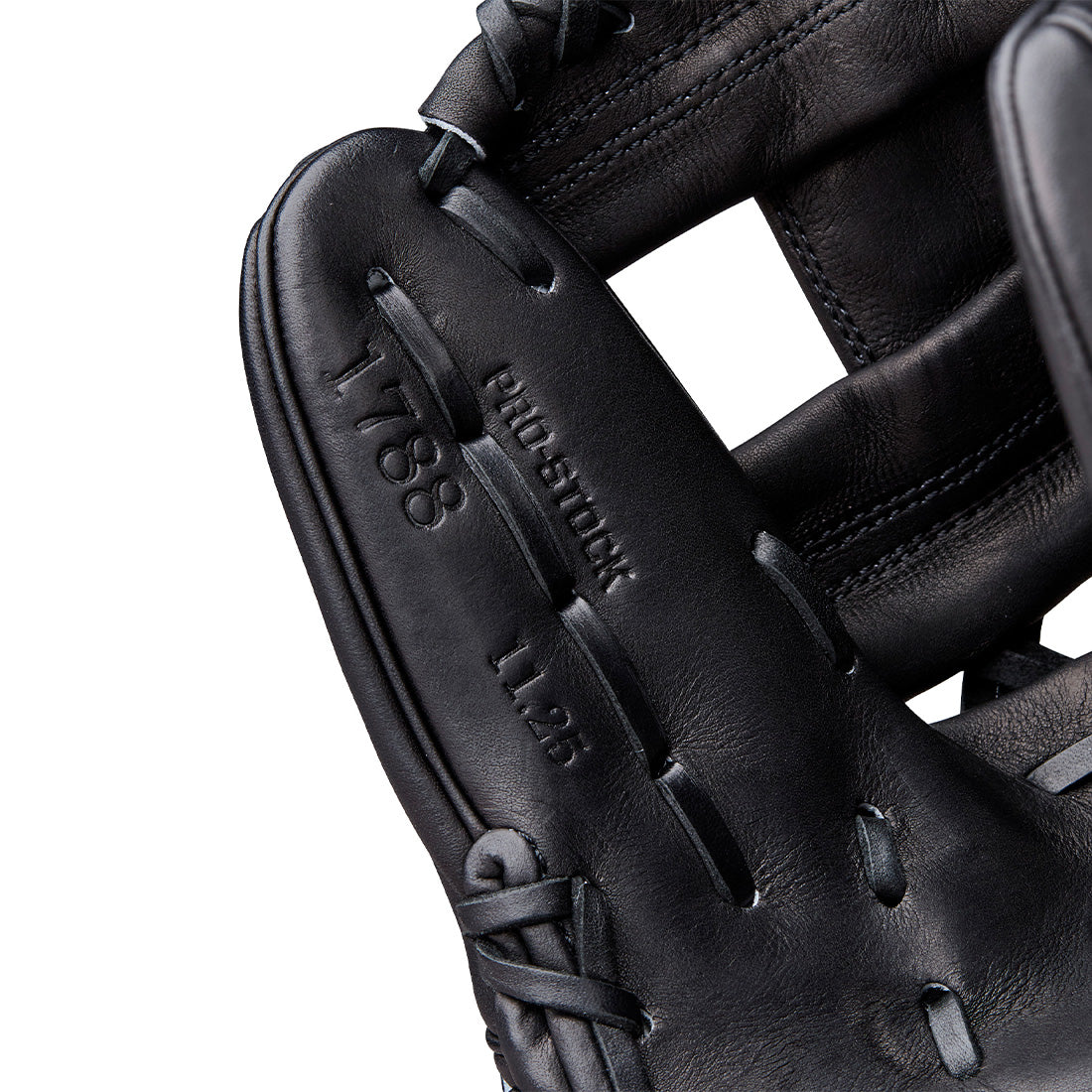 2026 Wilson A2000 Classic Series 1788 11.25" Infield Baseball Glove: WBW1041051125