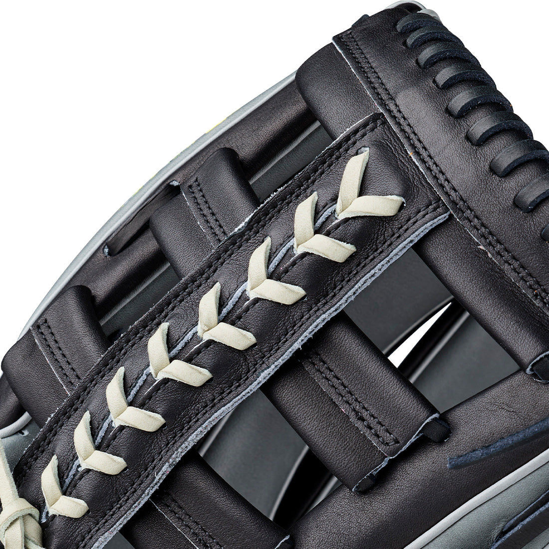 2027 Wilson A2K® 1810 12.75” Outfield Baseball Glove: WBG10802RT1275
