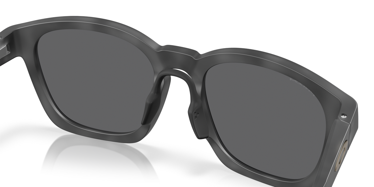 Oakley Shackle Glasses