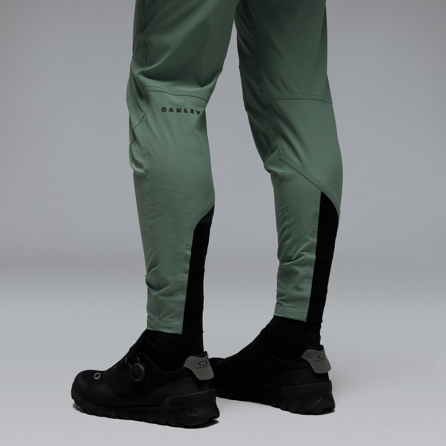 Oakley Men's Seeker Whip Pants