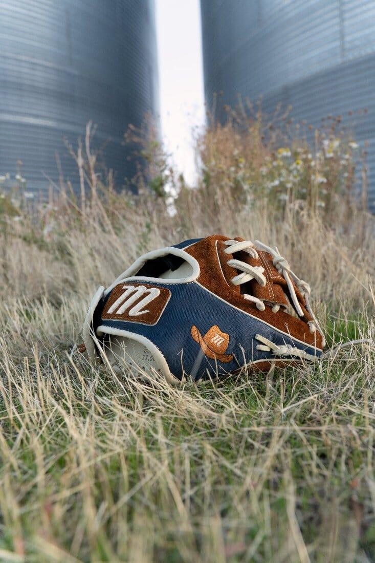 Marucci NightShift " Cowboy " 43A2 11.5" Infield Baseball Glove: MFGNTSHFT-0301