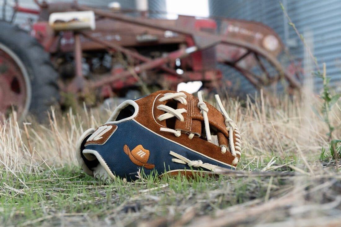 Marucci NightShift " Cowboy " 43A2 11.5" Infield Baseball Glove: MFGNTSHFT-0301