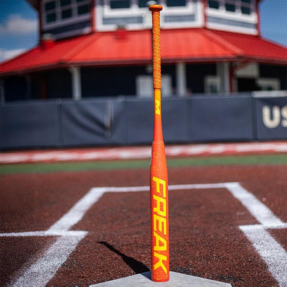 2025 Miken Freak 13.5" 2-Piece Balanced USSSA Slowpitch Softball Bat - MSU5FRKB