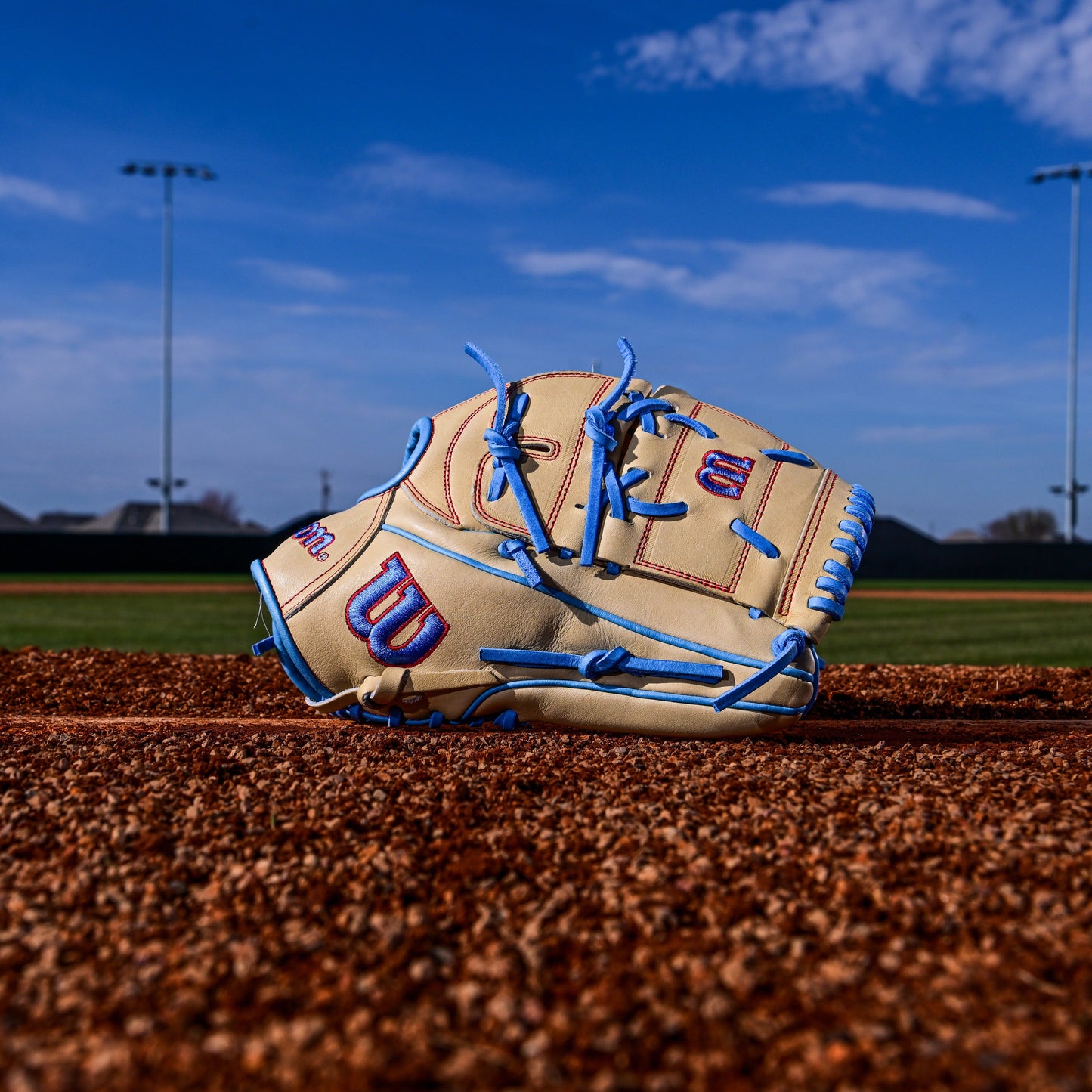 Wilson A2000 B125 12.5" Baseball Glove - Summer 2025: WBW103220125