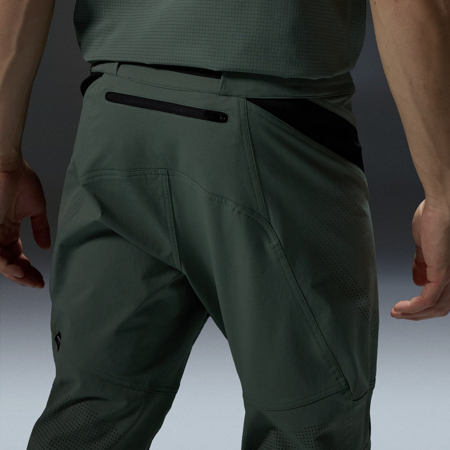 Oakley Men's Latitude Veil 3/4 Shorts