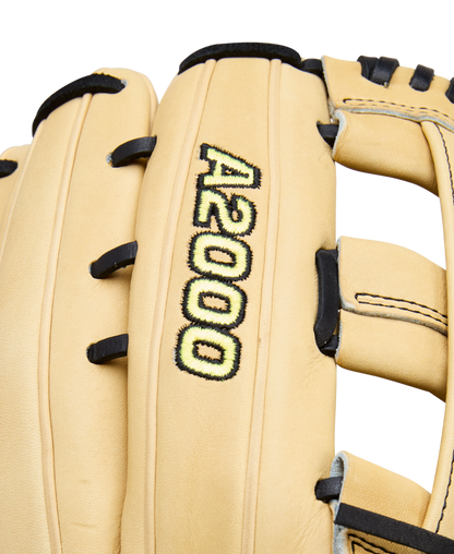 Wilson Men's 2026 A2000 Classics Series 1777 12.75" Outfield Baseball Glove