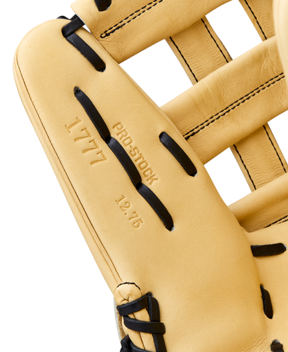 Wilson Men's 2026 A2000 Classics Series 1777 12.75" Outfield Baseball Glove