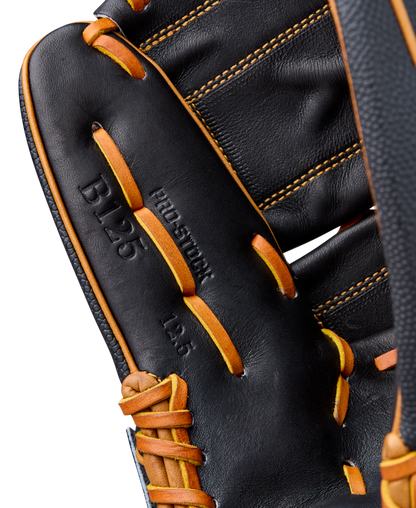 Wilson Men's 2026 A2000 Classics Series B125SS 12.5" Pitcher Baseball Glove
