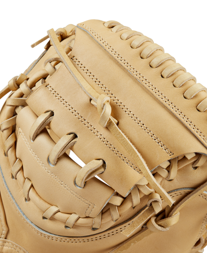 Wilson 2024 Baseball Classics Series A2000 M23 33.5" Baseball Catchers Mitt