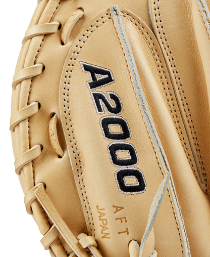 Wilson 2024 Baseball Classics Series A2000 M23 33.5" Baseball Catchers Mitt