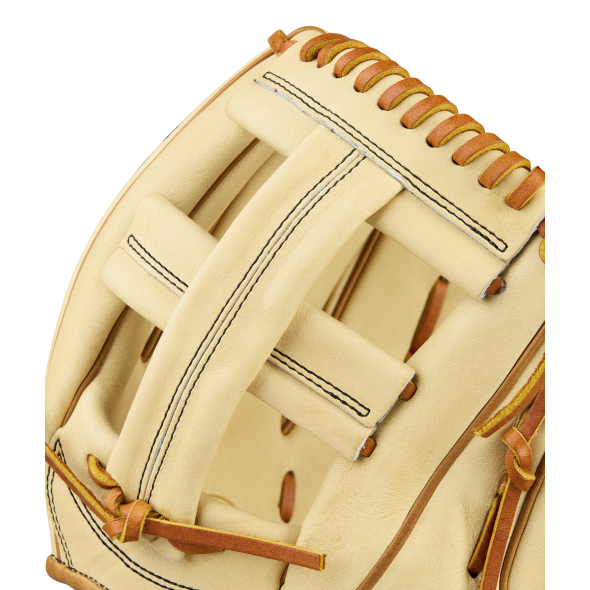 Wilson Men's 2026 A2000 Classics Series EL3 11.75" Infield Baseball Glove