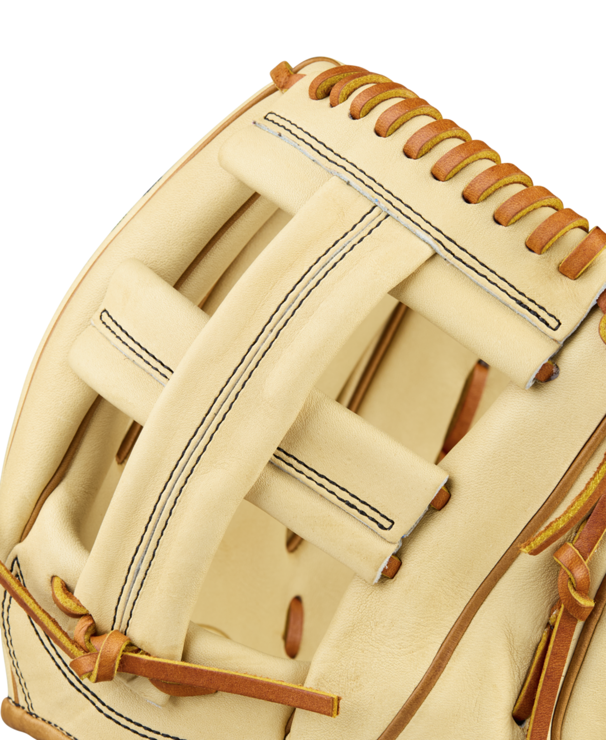 Wilson Men's 2026 A2000 Classics Series EL3 11.75" Infield Baseball Glove