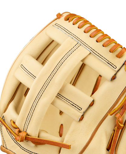 Wilson Men's 2026 A2000 Classics Series EL3 11.75" Infield Baseball Glove