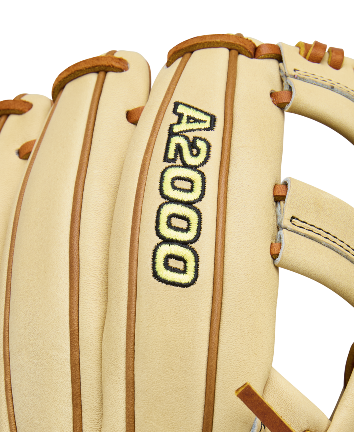 Wilson Men's 2026 A2000 Classics Series EL3 11.75" Infield Baseball Glove