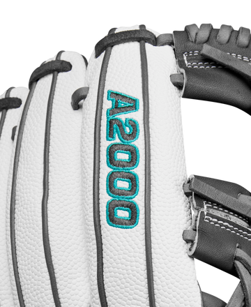 Wilson 2024 Fastpitch Classics Series A2000 H75SS 11.75" Infield Fastpitch Glove