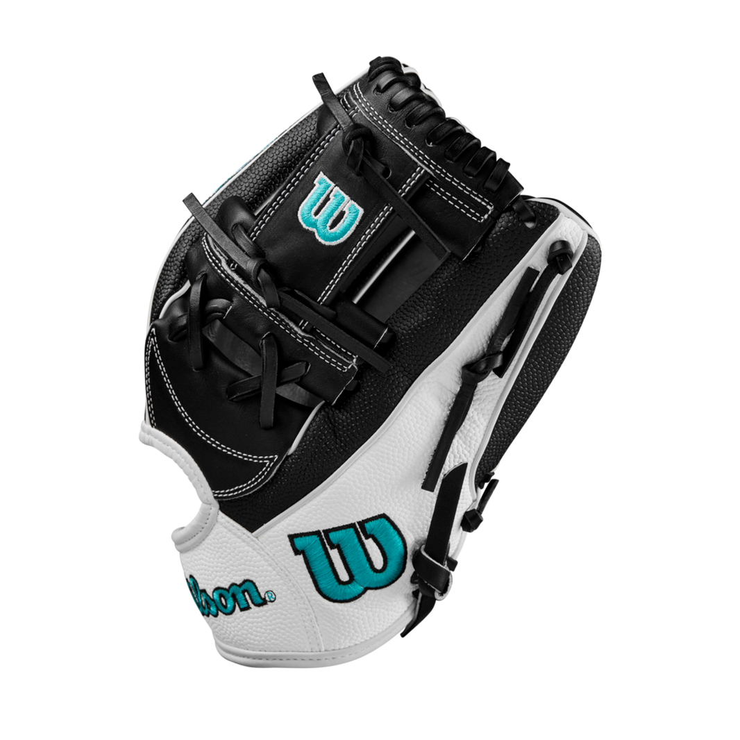 Wilson 2024 Fastpitch Classics Series A2000 H12SS 12" Infield Fastpitch Glove