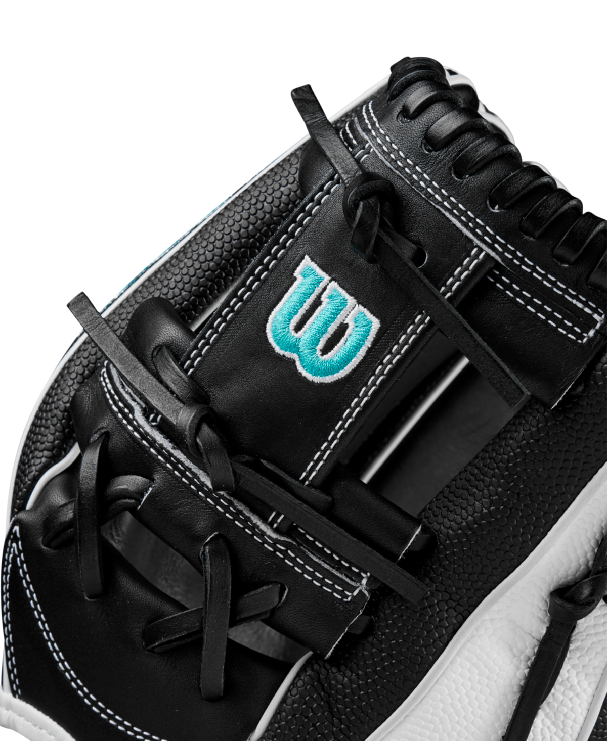 Wilson 2024 Fastpitch Classics Series A2000 H12SS 12" Infield Fastpitch Glove