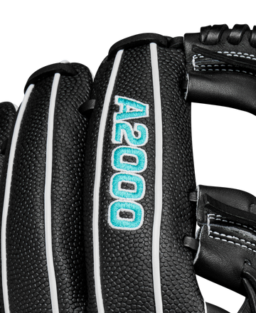 Wilson 2024 Fastpitch Classics Series A2000 H12SS 12" Infield Fastpitch Glove