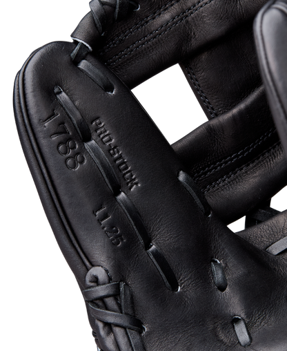 Wilson Men's 2026 A2000 Classics Series 1788 11.25" Infield Baseball Glove