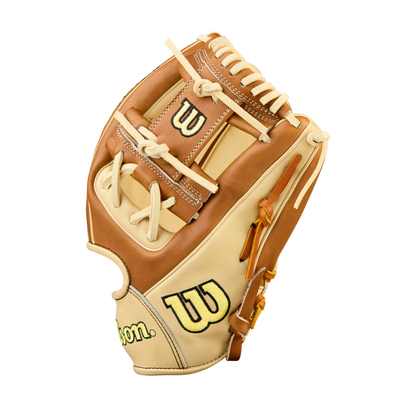 Wilson Men's 2026 A2000 Classics Series 1975 11.75" Infield Baseball Glove