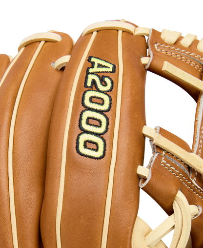 Wilson Men's 2026 A2000 Classics Series 1975 11.75" Infield Baseball Glove