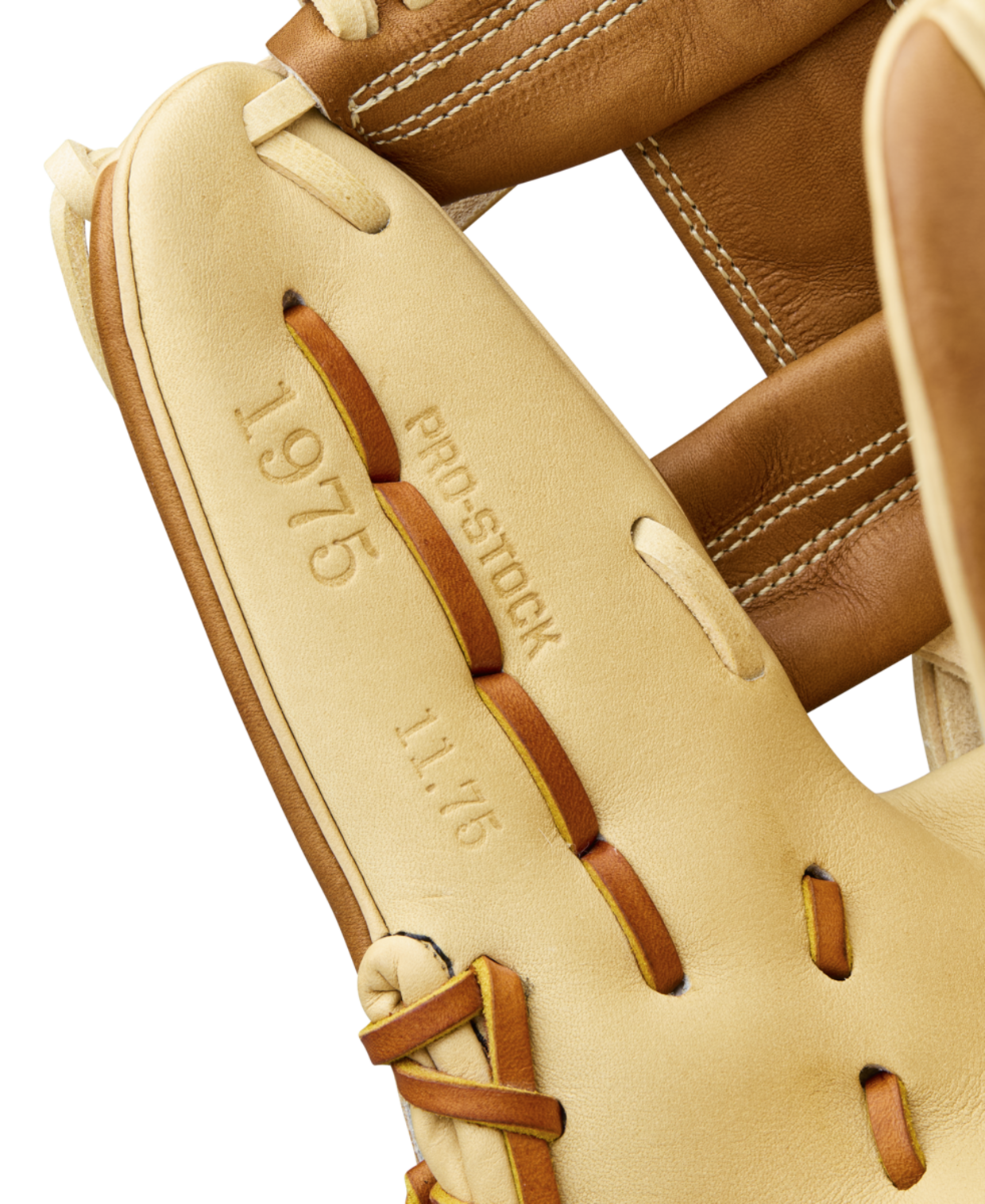 Wilson Men's 2026 A2000 Classics Series 1975 11.75" Infield Baseball Glove
