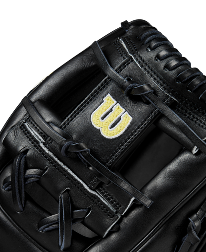 Wilson 2024 Baseball Classics Series A2000 1975 11.75" Infield Baseball Glove