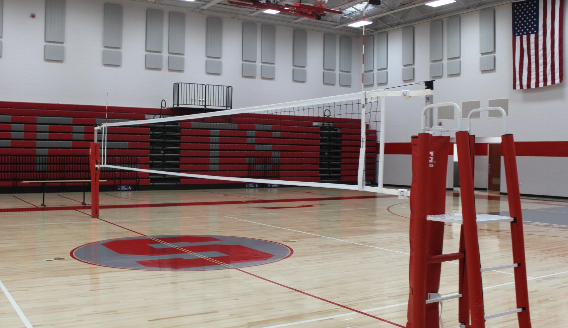 Gared Rallyline™ Scholastic Aluminum Telescopic One-Court Volleyball System