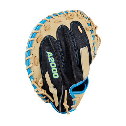 2027 Wilson A2000 M23SS Catcher's Mitt