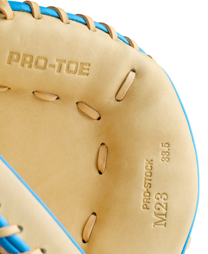 2027 Wilson A2000 M23SS Catcher's Mitt