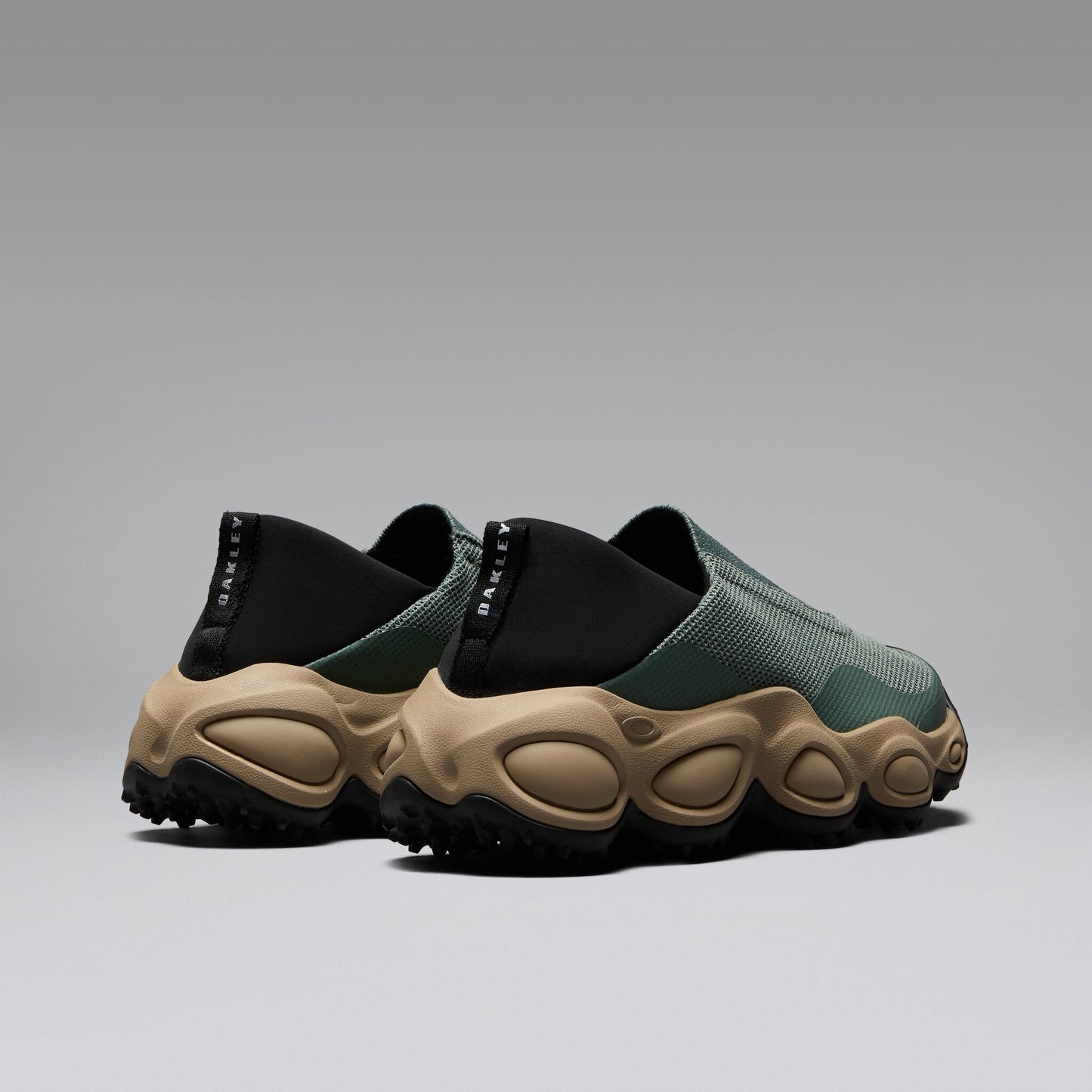 Oakley Men's Eon Shift Sneakers