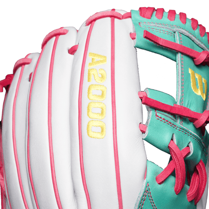 2025 Wilson A2000 1786 'So Cal' 11.75" Infield Baseball Glove