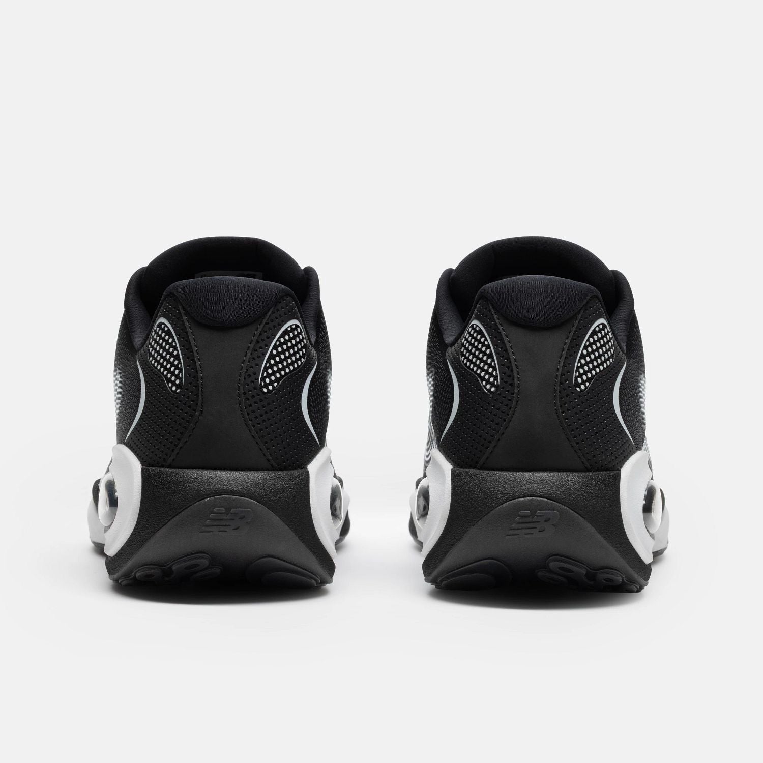 New Balance Men's AC Running Shoes