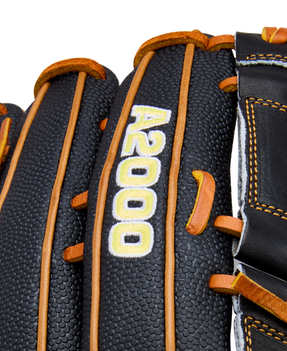 Wilson Men's 2026 A2000 Classics Series B125SS 12.5" Pitcher Baseball Glove