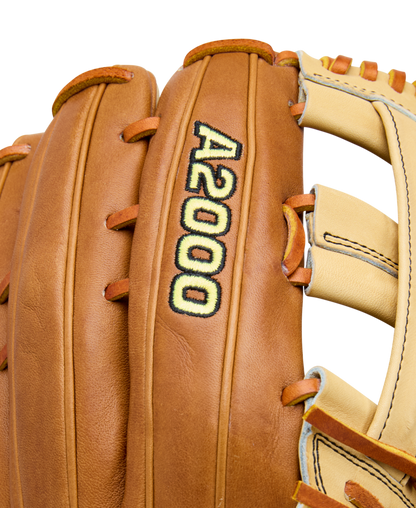 Wilson Men's 2026 A2000 Classics Series 1777 12.75" Outfield Baseball Glove
