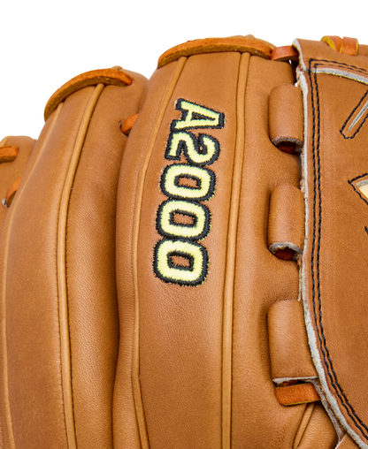 Wilson Men's 2026 A2000 Classics Series B23 12" Pitcher Baseball Glove