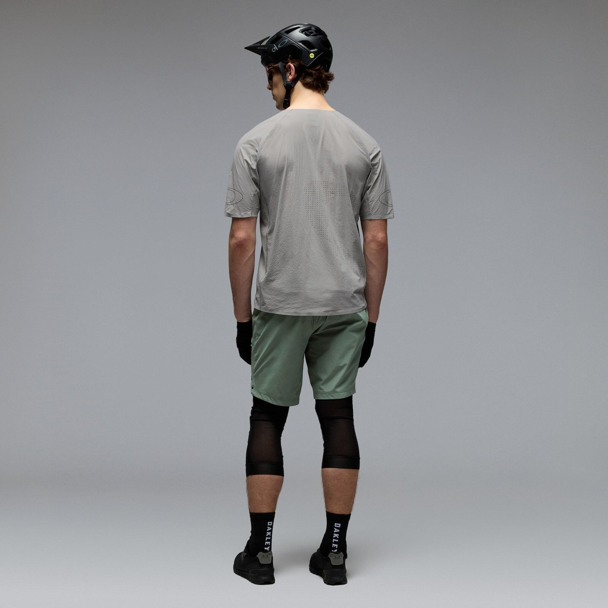 Oakley Men's Seeker Whip Lined Shorts