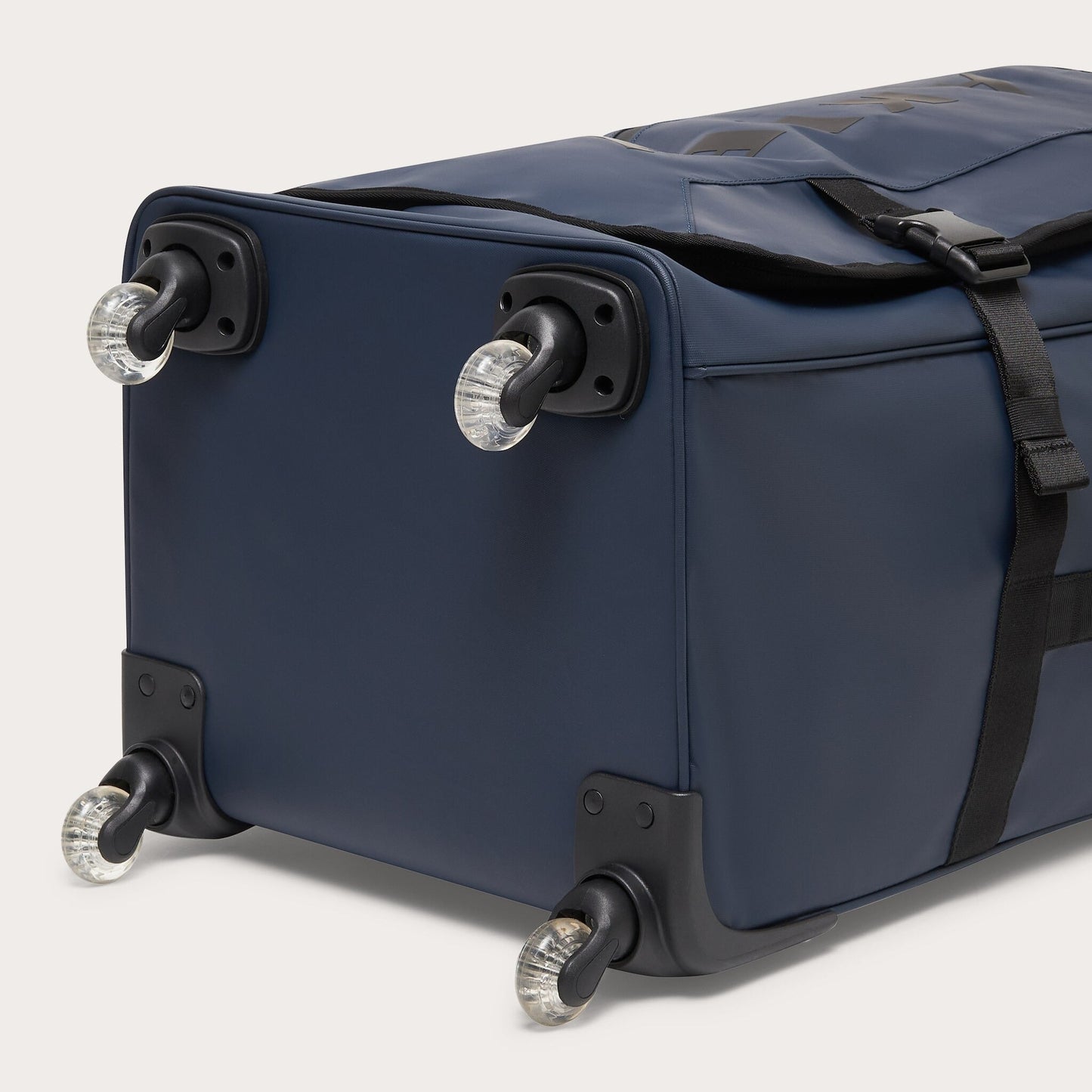 Oakley Endless Adventure Travel Troll Bag