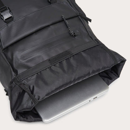 Oakley Road Trip Terrain 25l RC Pack Backpack