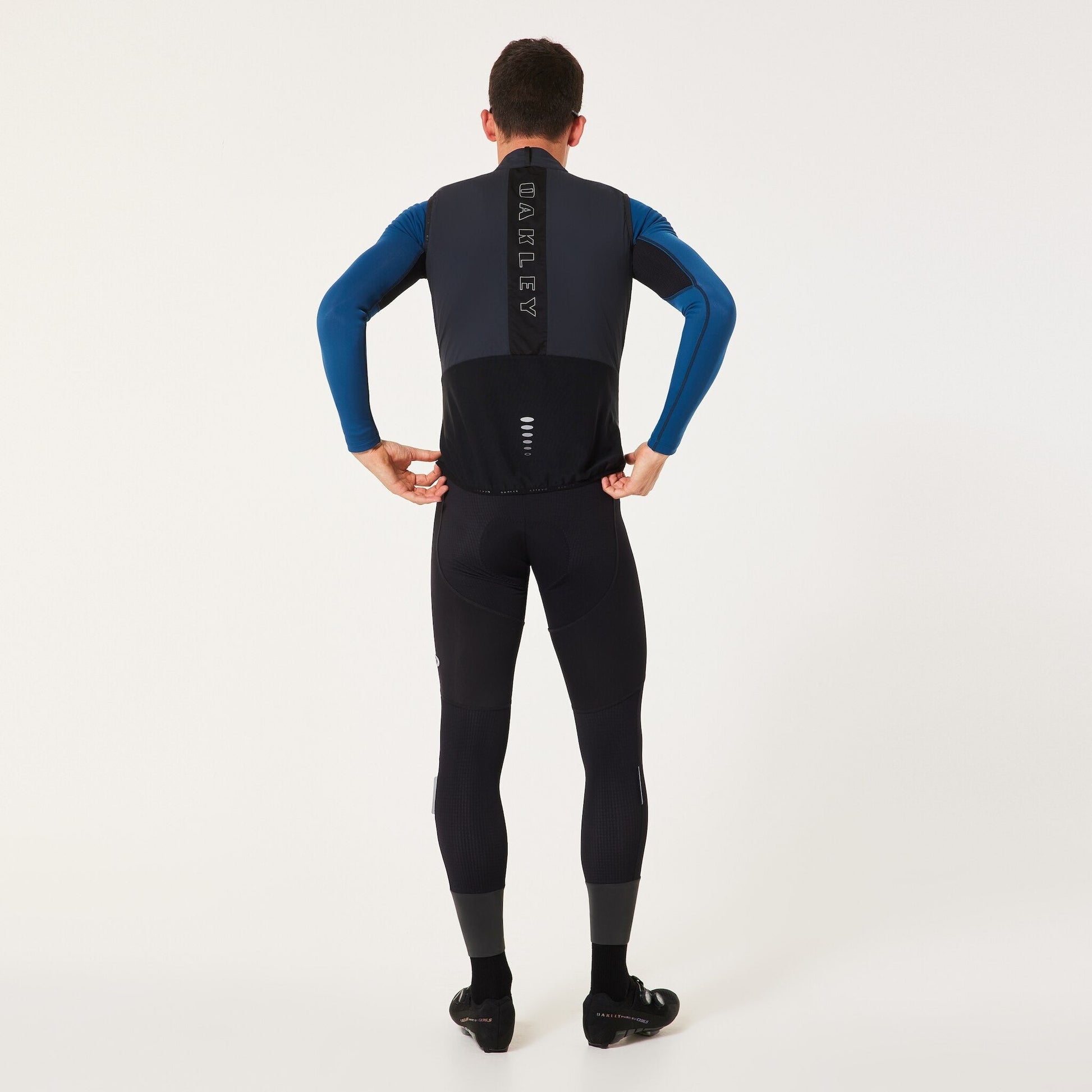 Oakley Men's Endurance Pkbl Alpha Vest