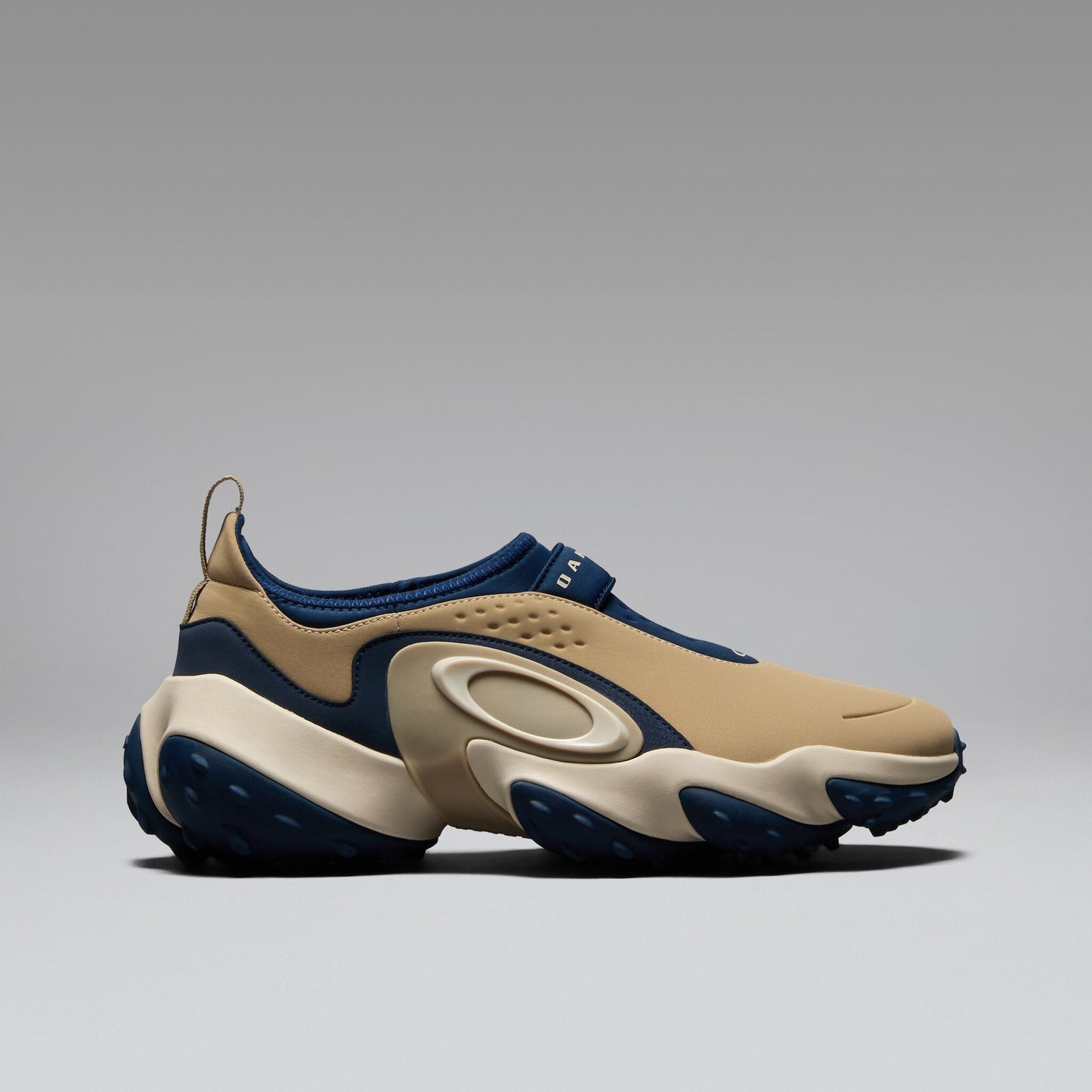 Oakley Men's Edge Icon Golf Sneakers