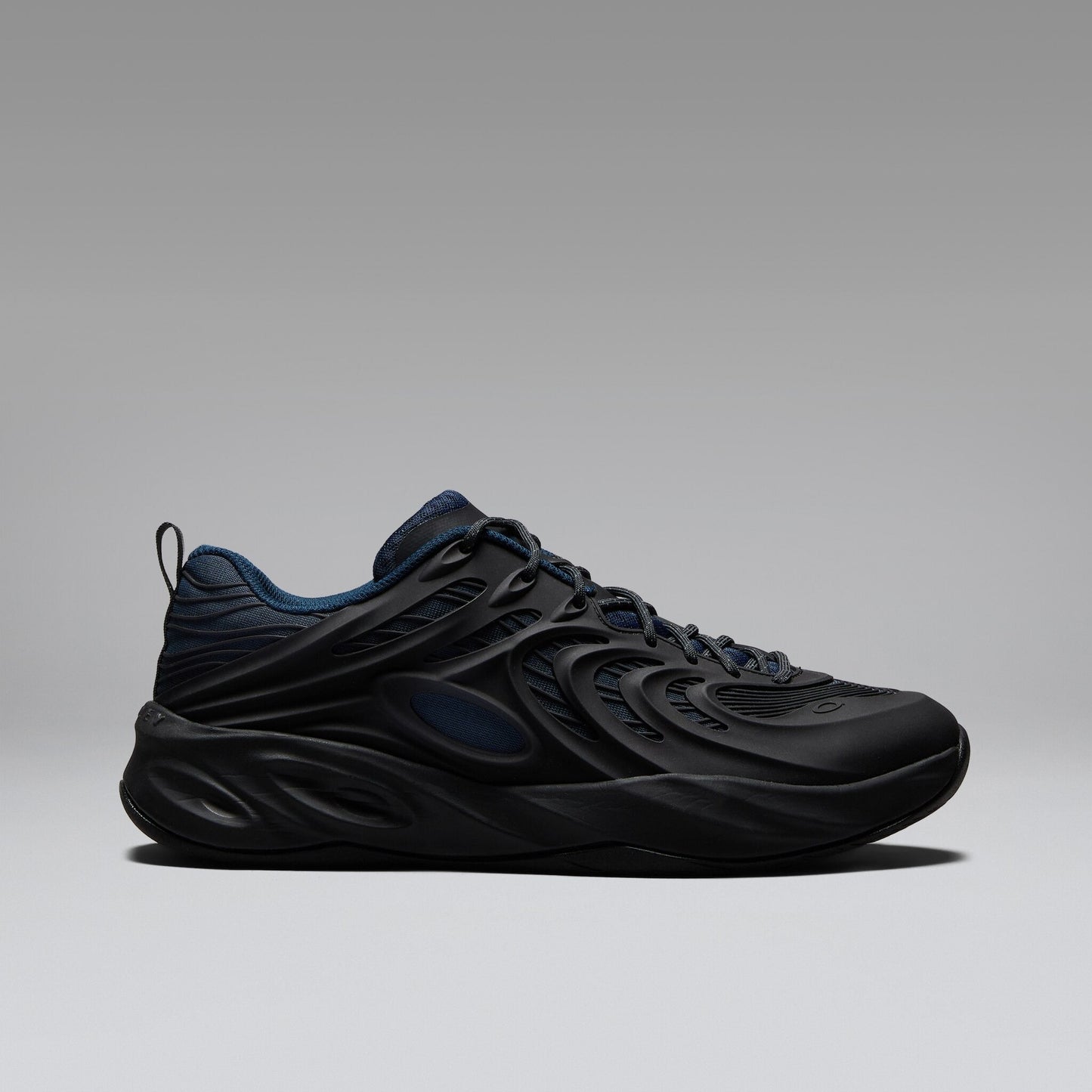 Oakley Men's Strike Sneakers