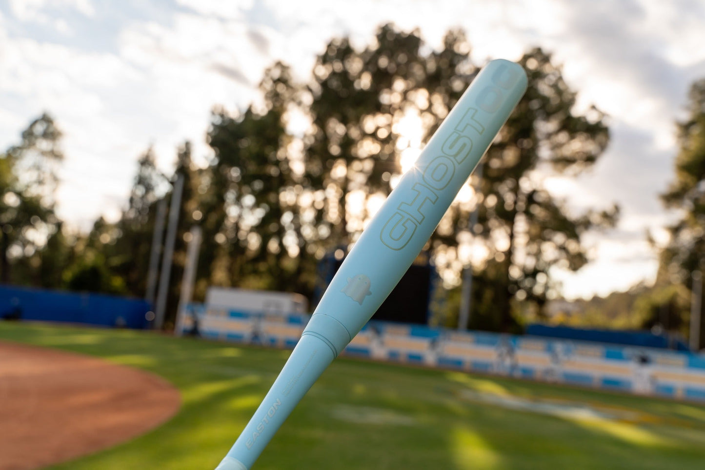 2027 Easton Ghost OG -8 Fastpitch Softball Bat EFP7GHOG8