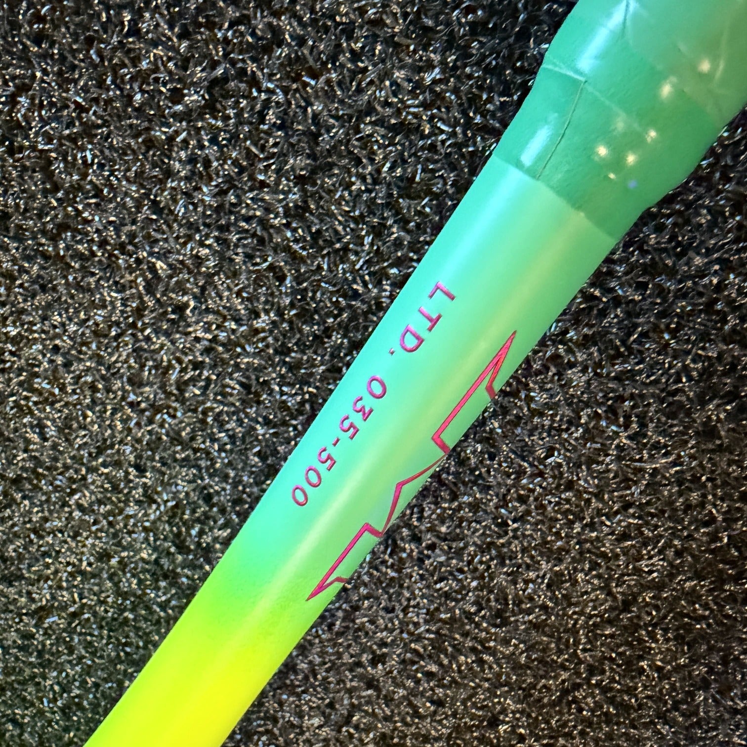 2026 Miken Freak30 2-Piece Maxload USSSA Slowpitch Softball Bat - MSU6F30L