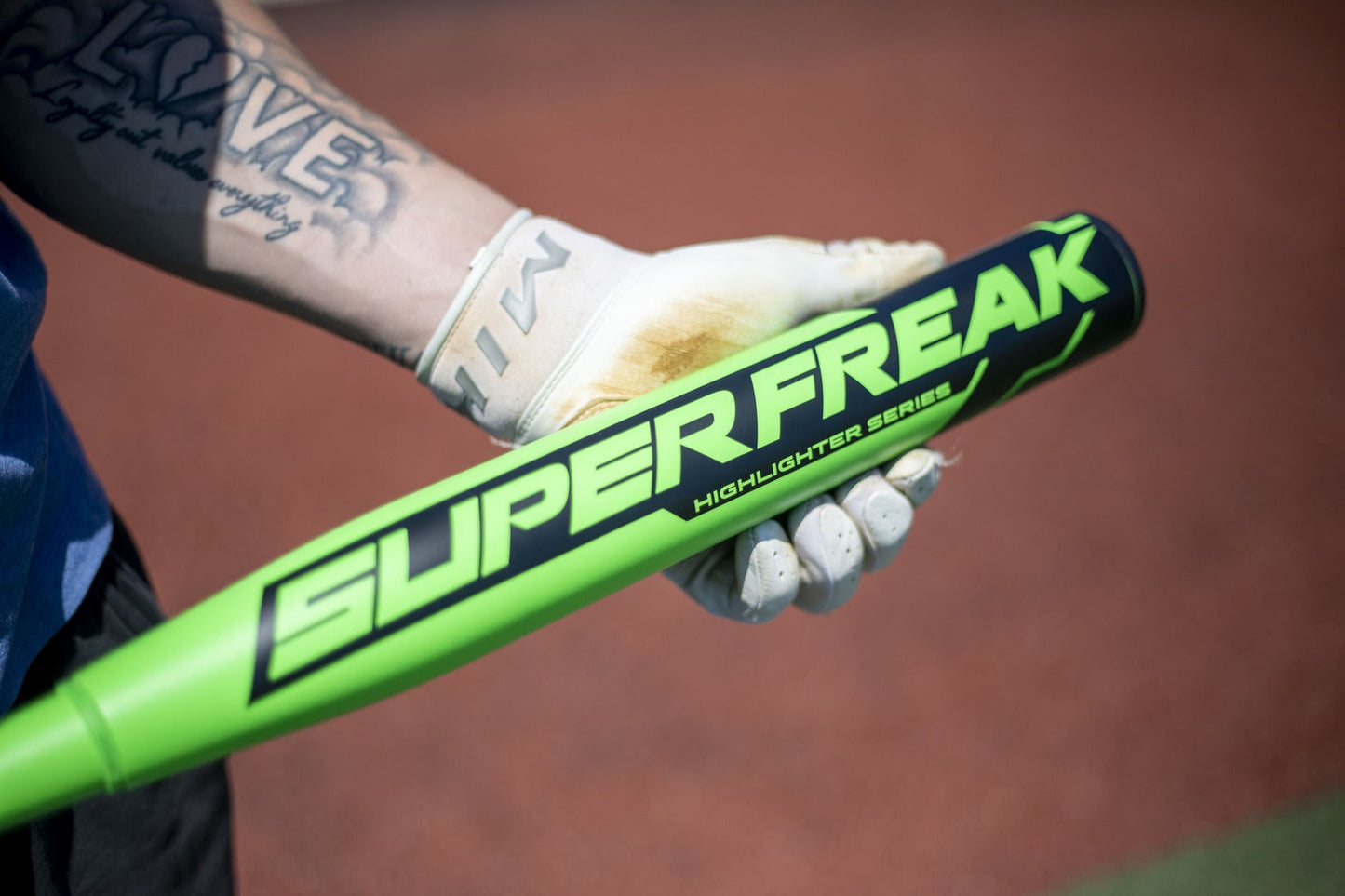 2026 Miken Super Freak Highlighter Supermax USSSA Slowpitch Softball Bat - MSU6SFHX