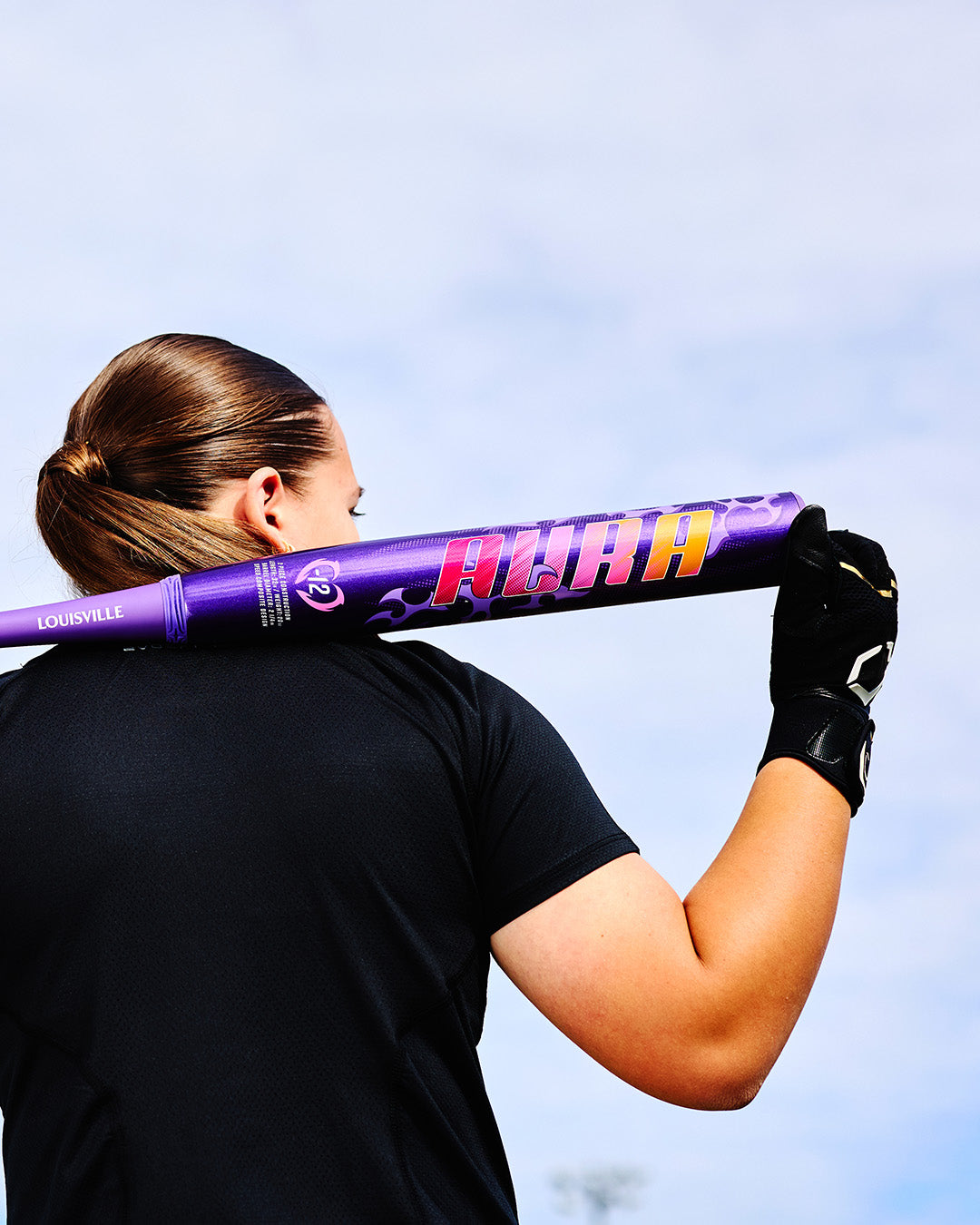 2027 Louisville Slugger Aura (-12) Fastpitch Softball Bat: WBL4279010