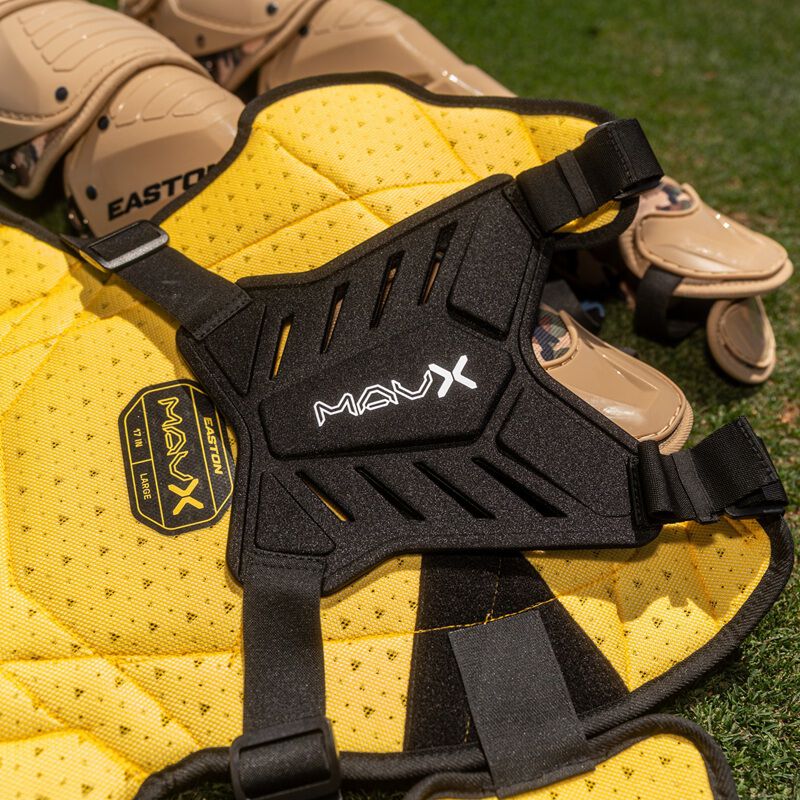 Easton Youth Mav X Baseball Catchers Kit